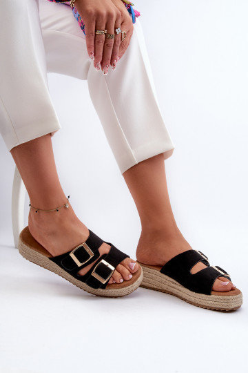 Ciabatte da donna realizzate in eco camoscio nero Zaloemi 2
