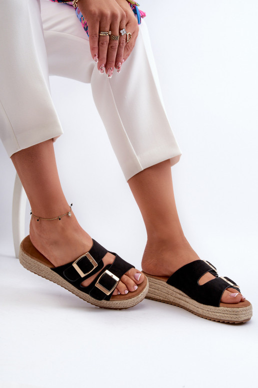 Ciabatte da donna realizzate in eco camoscio nero Zaloemi