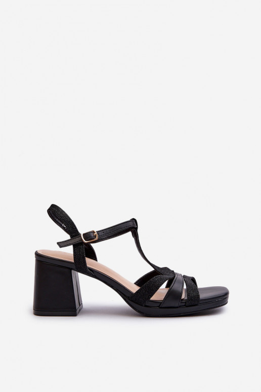 Sandali con tacco da donna realizzati in ecopelle nel colore nero Lyana
