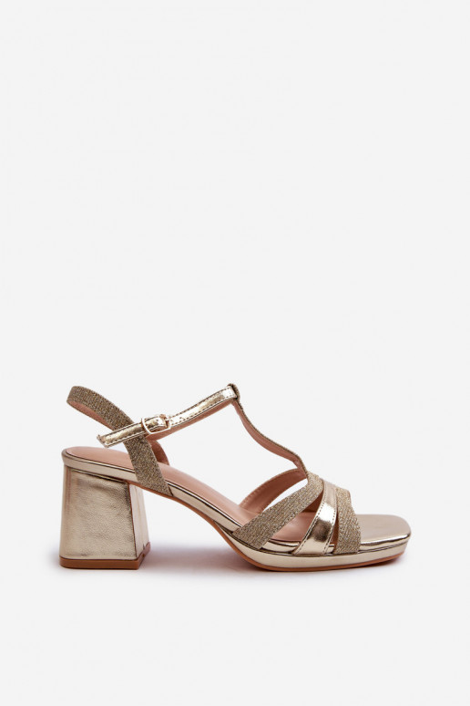 Sandali con tacco da donna realizzati in ecopelle nel colore dorato Lyana