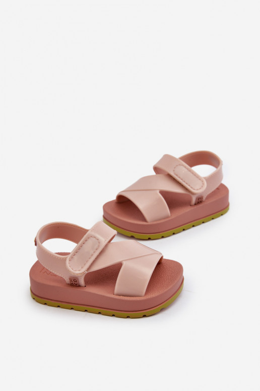 Sandali da bambino con chiusure adesive LL385002 Tonalità rosa chiaro Sandali da bambino con chiusure adesive LL385002 Tonalità rosa chiaro