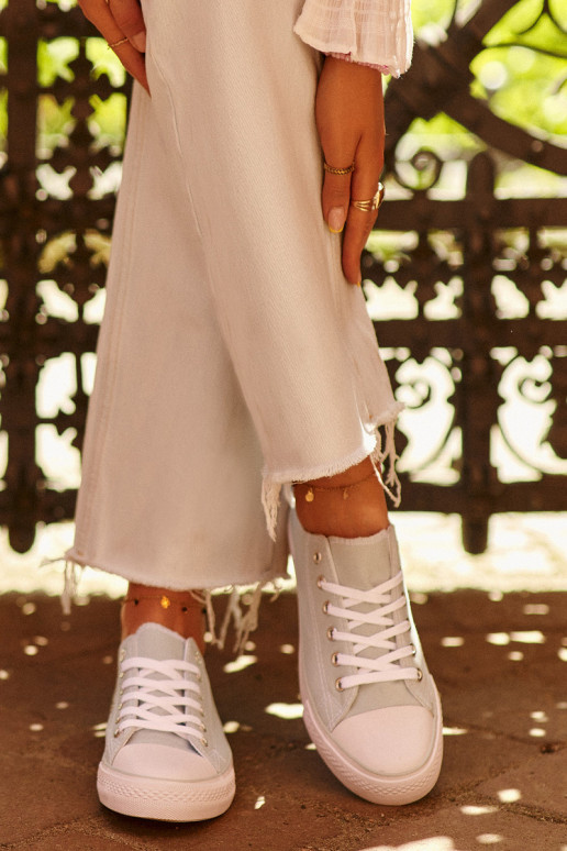 Sneakers Lennabella color menta con suola piatta del modello classico