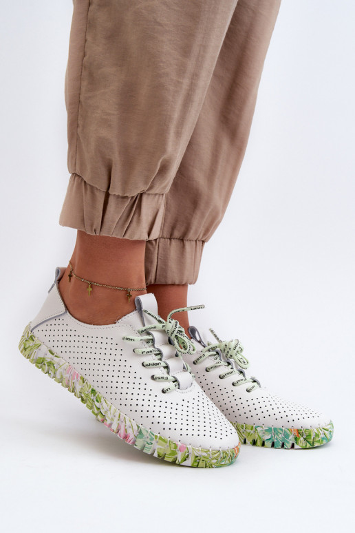 Scarpe Sznurowe in Farnalea bianca Scarpe Sznurowe in Farnalea bianca