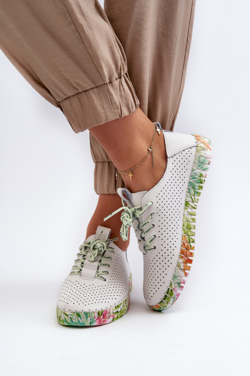 Scarpe Sznurowe in Farnalea bianca Scarpe Sznurowe in Farnalea bianca