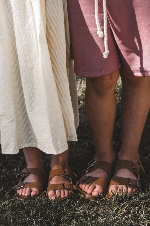 sandali da bambino platform con chiusure adesive colore marrone Rorria sandali da bambino platform con chiusure adesive colore marrone Rorria