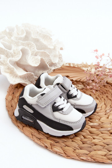 Scarpe modello sneaker da bambino con chiusure adesive colore grigio Krissandra