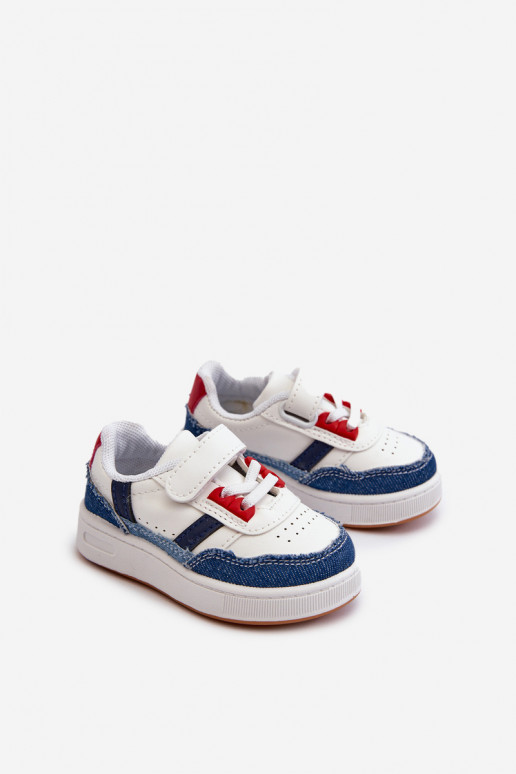 Scarpe sportive per bambini del modello classico. Materiale denim Marlin