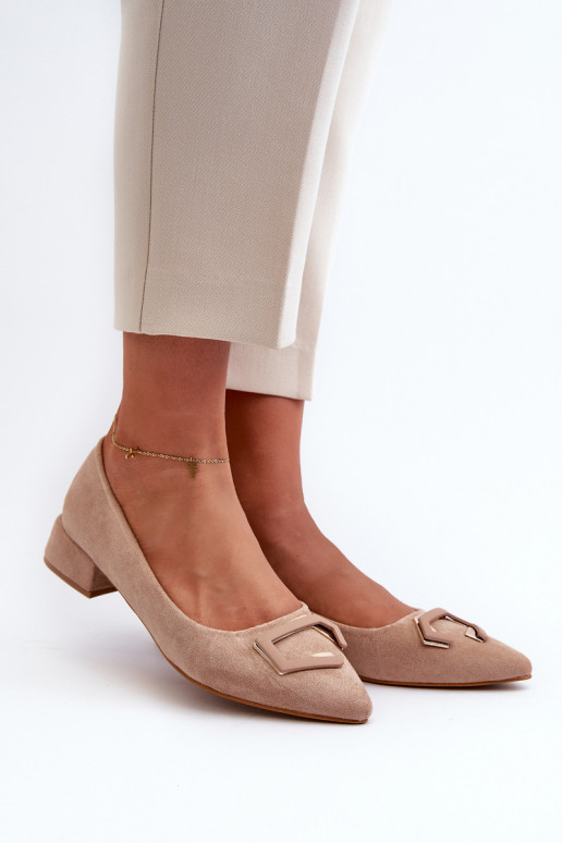 Scarpe a tacco basso con ornamenti in ecopelle scamosciata S.Barski KV27-034 beige