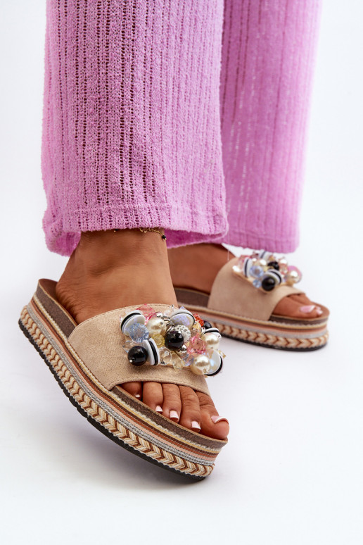 Infradito da donna con plateau con bellissimi dettagli S.Barski HY077 beige