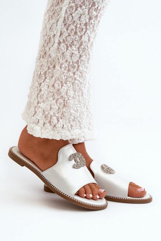Pantofole da donna dallo stile elegante con glitter con ornamenti S.Barski KV27-050 colore argento