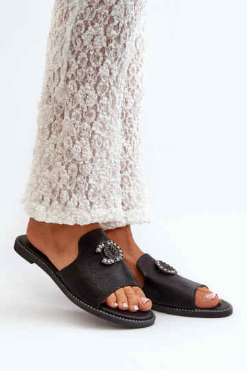 Pantofole da donna dallo stile elegante con lucentezza con ornamenti S.Barski KV27-050 colore nero 2