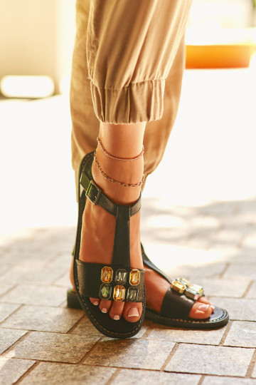 Sandali da donna dallo stile elegante Con dettagli decorati S.Barski KV27-030 colore nero 2