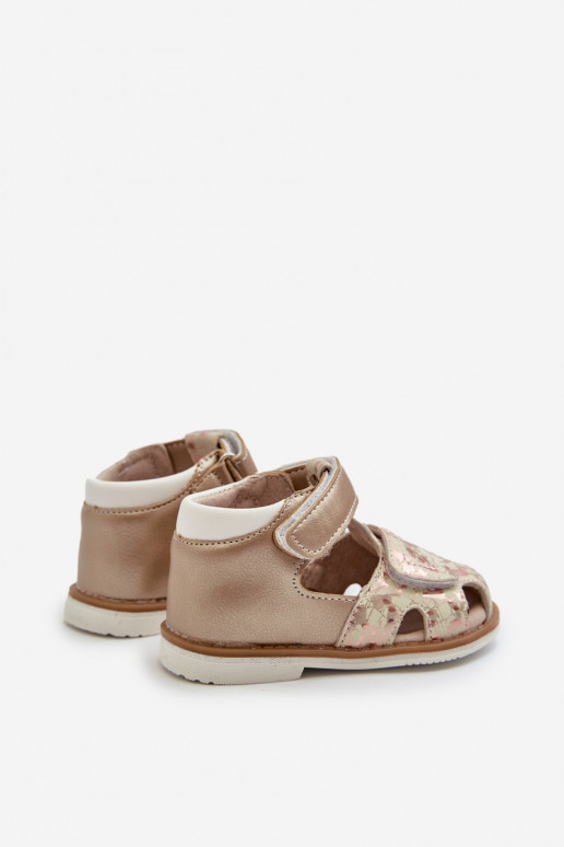 Sandali fantasia da bambino con chiusure adesive in colore oro Maellita Sandali fantasia da bambino con chiusure adesive in colore oro Maellita