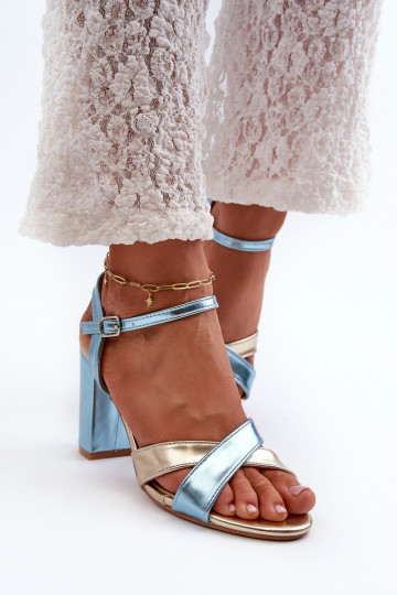 Sandali eleganti color azzurro-oro con tacco in pelle artificiale con incisione Abilica