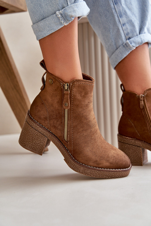 stivali riscaldati da donna Z realizzati in eco-camoscio colore marrone Velarilla