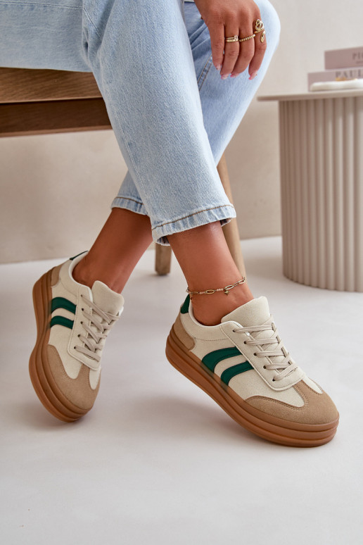 Scarpe modello sneakers Femminile con una piattaforma beige-colore verde Nesonice Scarpe modello sneakers Femminile con una piattaforma beige-colore verde Nesonice
