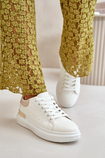 Basso Scarpe per il tempo libero con una piattaforma in ecopelle Bianco-beige Nevelena 2