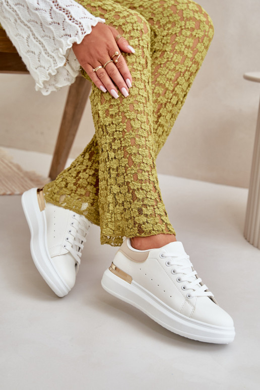 Basso Scarpe per il tempo libero con una piattaforma in ecopelle Bianco-beige Nevelena