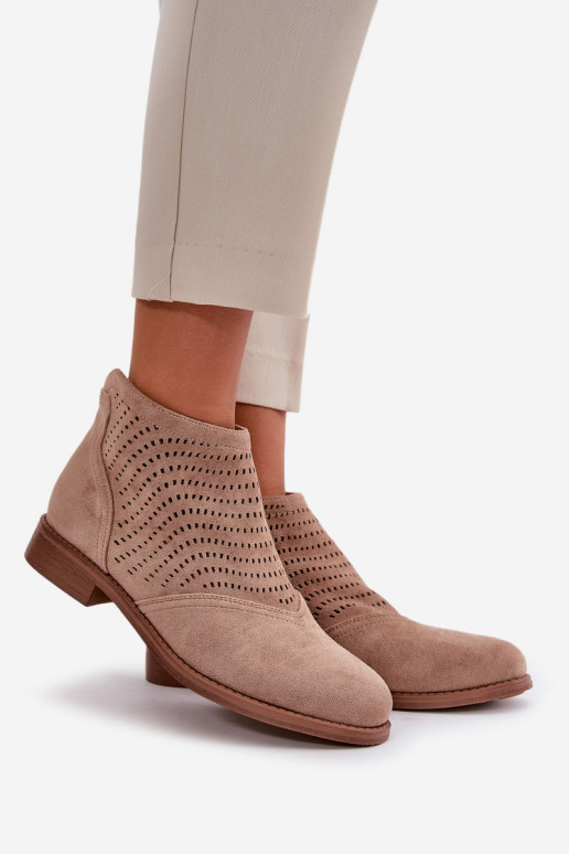 Stivali da donna con tacchi larghi con elementi traforati beige S.Barski HY42-076