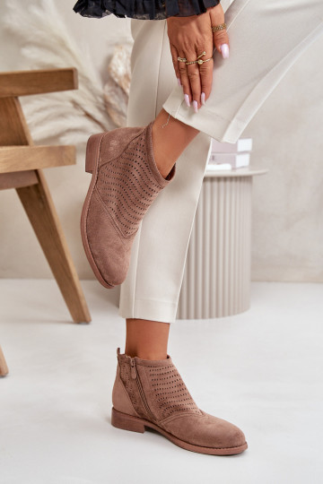 Stivali da donna con tacchi larghi con elementi traforati colore marrone S.Barski HY42-076 2