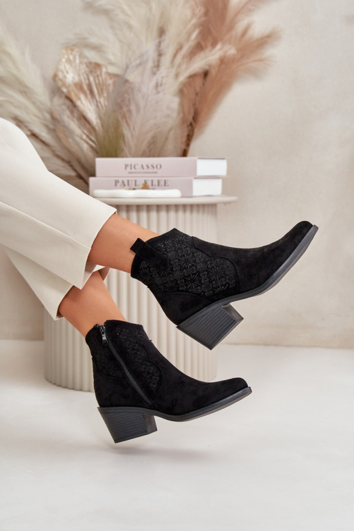 Stivali traforati stile coAboy Al Castello in ecopelle scamosciataoAe colore nero S.Barski HY42-944