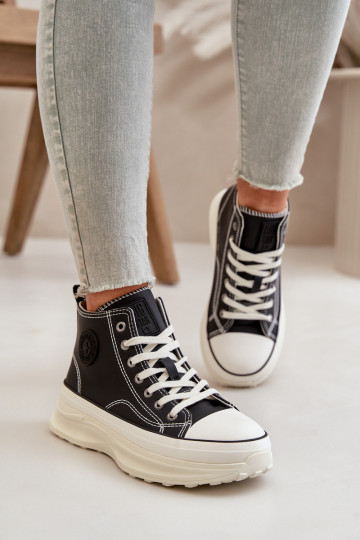 Scarpe da tempo libero con piattaforma in pelle sintetica Big Star OO274063 nera
