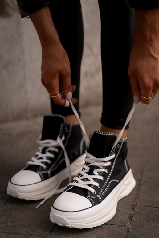 Scarpe per il tempo libero con una piattaforma Eko Pelle Big Star OO274063 colore nero