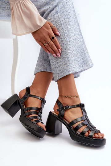 con effetto lacca Sandali con tacco da donna di colore nero Aninifer 2