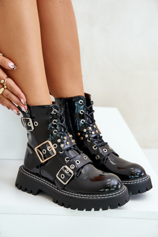 con effetto vernice Stivaletti da lavoro con fibbie colore nero Serizia con effetto vernice Stivaletti da lavoro con fibbie colore nero Serizia