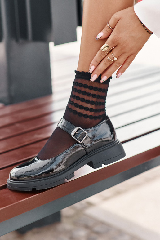 con effetto vernice scarpe Femminile con cinghie colore nero Vinceza 62179