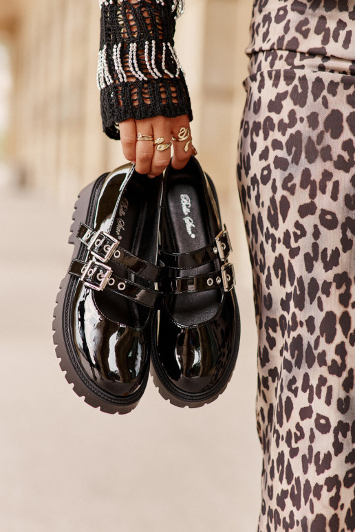 scarpe Femminile con strisce con effetto vernice colore nero Terione scarpe Femminile con strisce con effetto vernice colore nero Terione