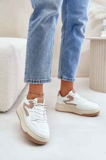 Scarpe da donna modello Sneakers realizzate in eco pelle con plateau in Henizore colore Bianco-sabbia