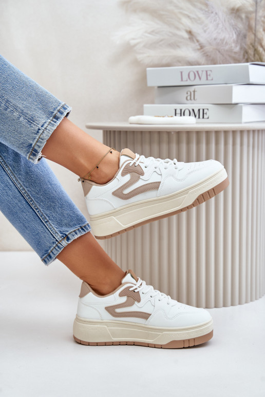 Femminile Scarpe modello sneakers in ecopelle con una piattaforma Bianco-beige Henizore Femminile Scarpe modello sneakers in ecopelle con una piattaforma Bianco-beige Henizore