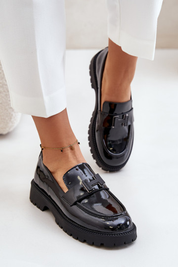 mocassini da donna effetto lacca Vinceza 62187 nero 2