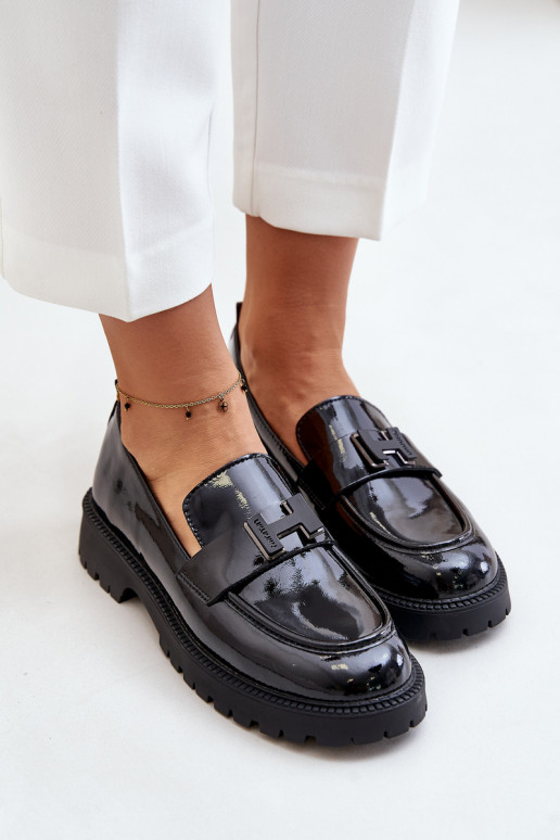 mocassini da donna con effetto vernice Vinceza 62187 colore nero mocassini da donna con effetto vernice Vinceza 62187 colore nero
