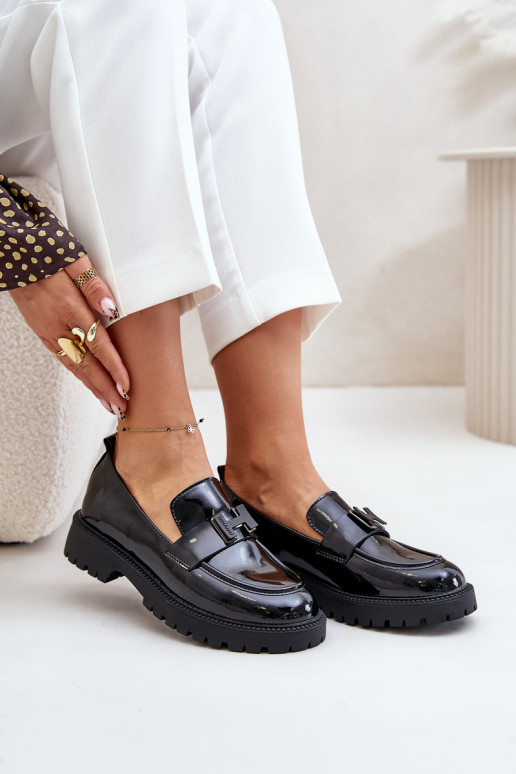 mocassini da donna con effetto vernice Vinceza 62187 colore nero mocassini da donna con effetto vernice Vinceza 62187 colore nero