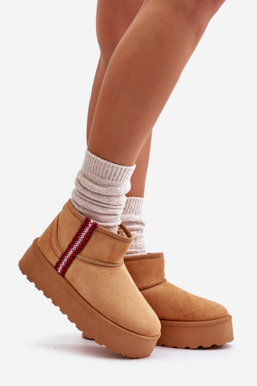 Stivali da neve Femminile con una piattaforma riscaldamento colore marrone Lomessa Stivali da neve Femminile con una piattaforma riscaldamento colore marrone Lomessa