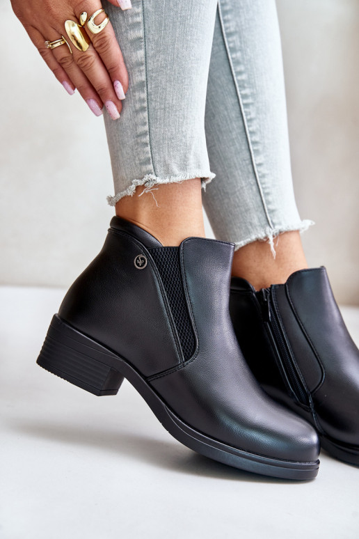 Stivali Con piano basso riscaldamento con pelliccia all interno Vinceza 85150 colore nero