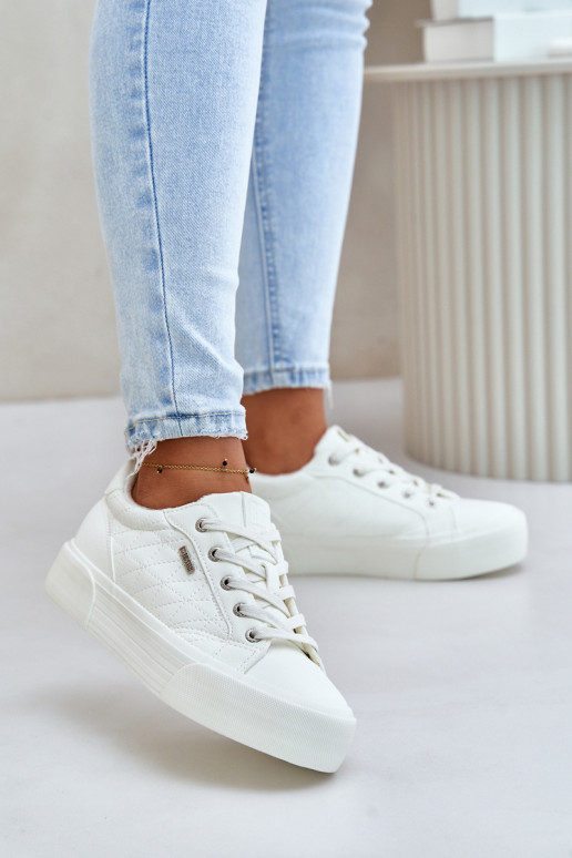 Scarpe per il tempo libero con una piattaforma riscaldamento Big Star OO274A464 Colore bianco