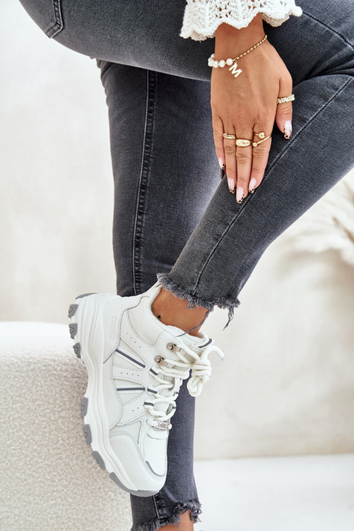 riscaldamento Scarpe modello sneakers Femminile Big Star OO274A161 Colore bianco