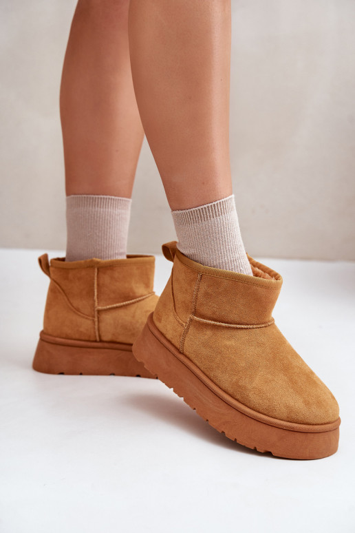 Doposci bassi da donna con plateau riscaldati con pelliccia interna colore marrone Saldren Doposci bassi da donna con plateau riscaldati con pelliccia interna colore marrone Saldren