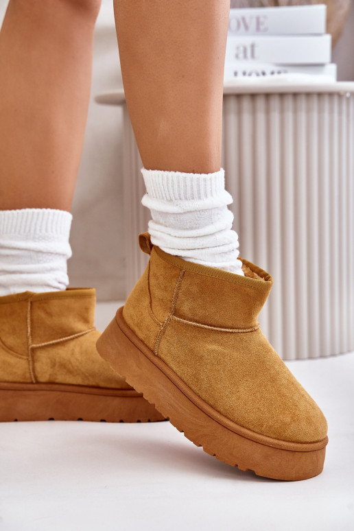 Doposci bassi da donna con plateau riscaldati con pelliccia interna colore marrone Saldren Doposci bassi da donna con plateau riscaldati con pelliccia interna colore marrone Saldren