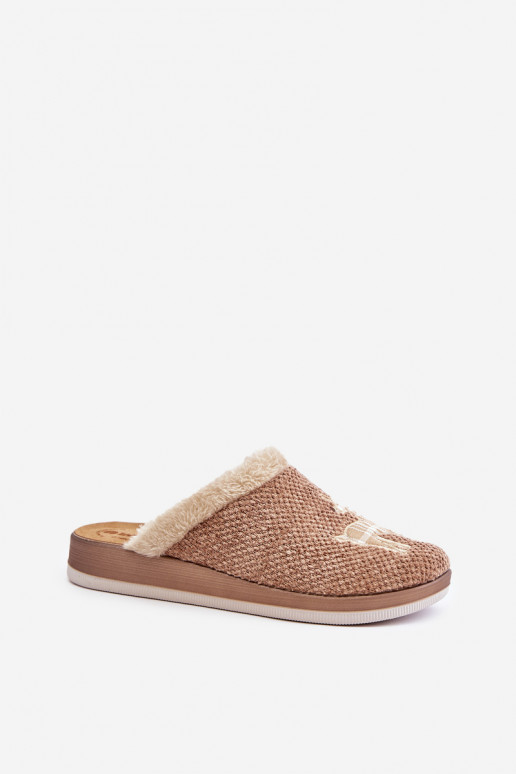 Pantofole Femminile con cervi e una pelliccia Inblu CT000034 beige Pantofole Femminile con cervi e una pelliccia Inblu CT000034 beige