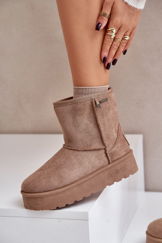 Alto Stivali da neve Femminile con una piattaforma Big Star OO274A097 beige Alto Stivali da neve Femminile con una piattaforma Big Star OO274A097 beige