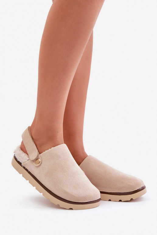 Pantofole Femminile con una piattaforma riscaldamento con pelliccia all interno Typu Baranek beige Sanilora Pantofole Femminile con una piattaforma riscaldamento con pelliccia all interno Typu Baranek beige Sanilora