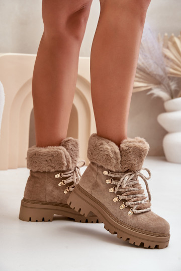 con lacci scarpe Femminile con una pelliccia beige Vaminia 2