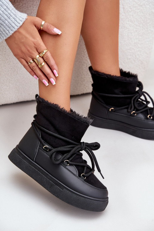 Stivali da neve Femminile con una piattaforma riscaldamento con pelliccia all interno colore nero Aziara Stivali da neve Femminile con una piattaforma riscaldamento con pelliccia all interno colore nero Aziara