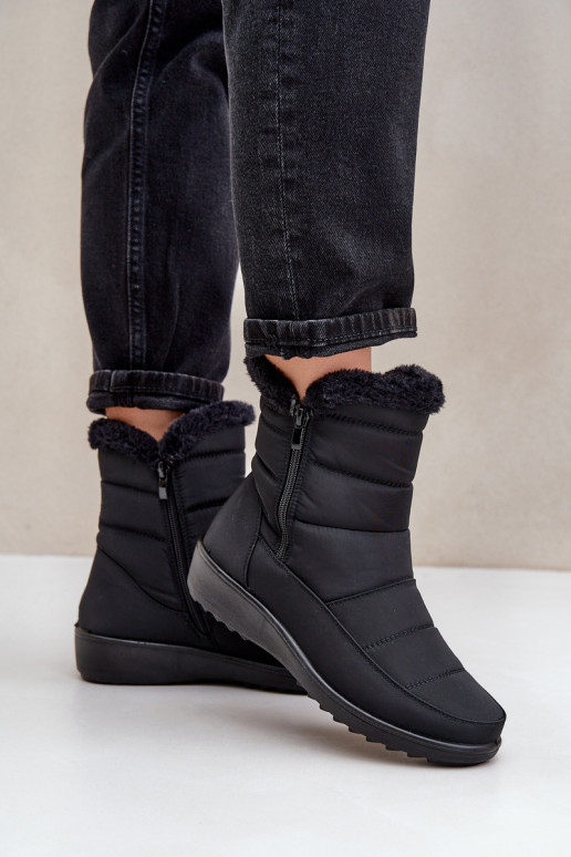 Stivali da neve Femminile Al Castello con una pelliccia colore nero Fiorittia Stivali da neve Femminile Al Castello con una pelliccia colore nero Fiorittia