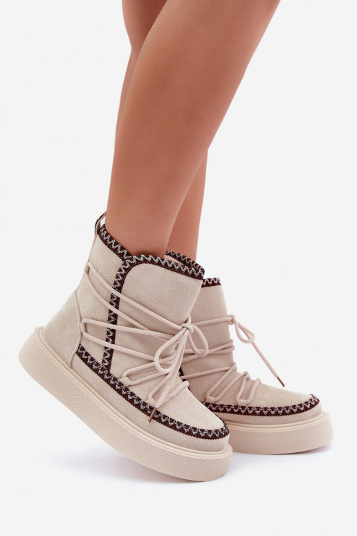 Stivali da neve Femminile Z Haftem con una piattaforma colore avorio Abilitatoleris