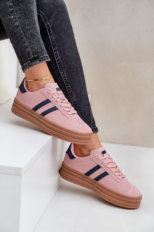 Scarpe modello sneakers Femminile con una piattaforma colore rosa Egelia Scarpe modello sneakers Femminile con una piattaforma colore rosa Egelia